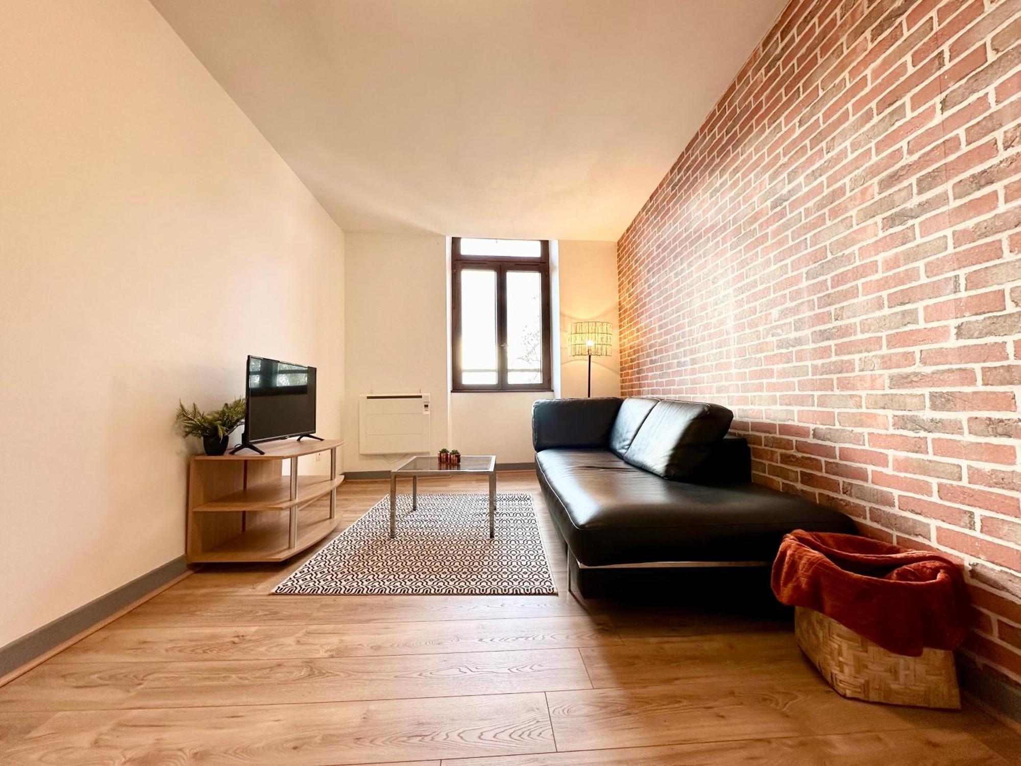 La Confluence - Vue Imprenable & Hyper Centre Apartment Mont-de-Marsan Exterior foto