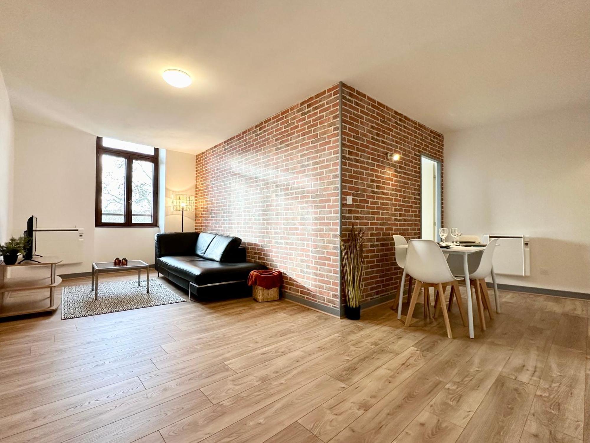 La Confluence - Vue Imprenable & Hyper Centre Apartment Mont-de-Marsan Exterior foto