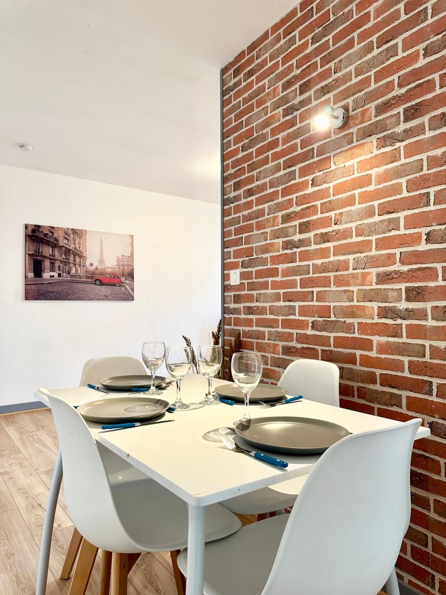 La Confluence - Vue Imprenable & Hyper Centre Apartment Mont-de-Marsan Exterior foto